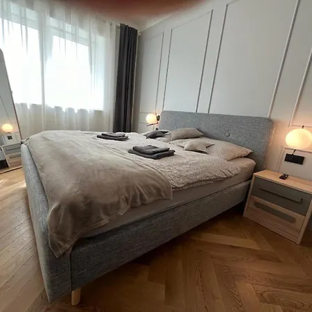 Slunecny Apartman Velke Losiny Exterior photo